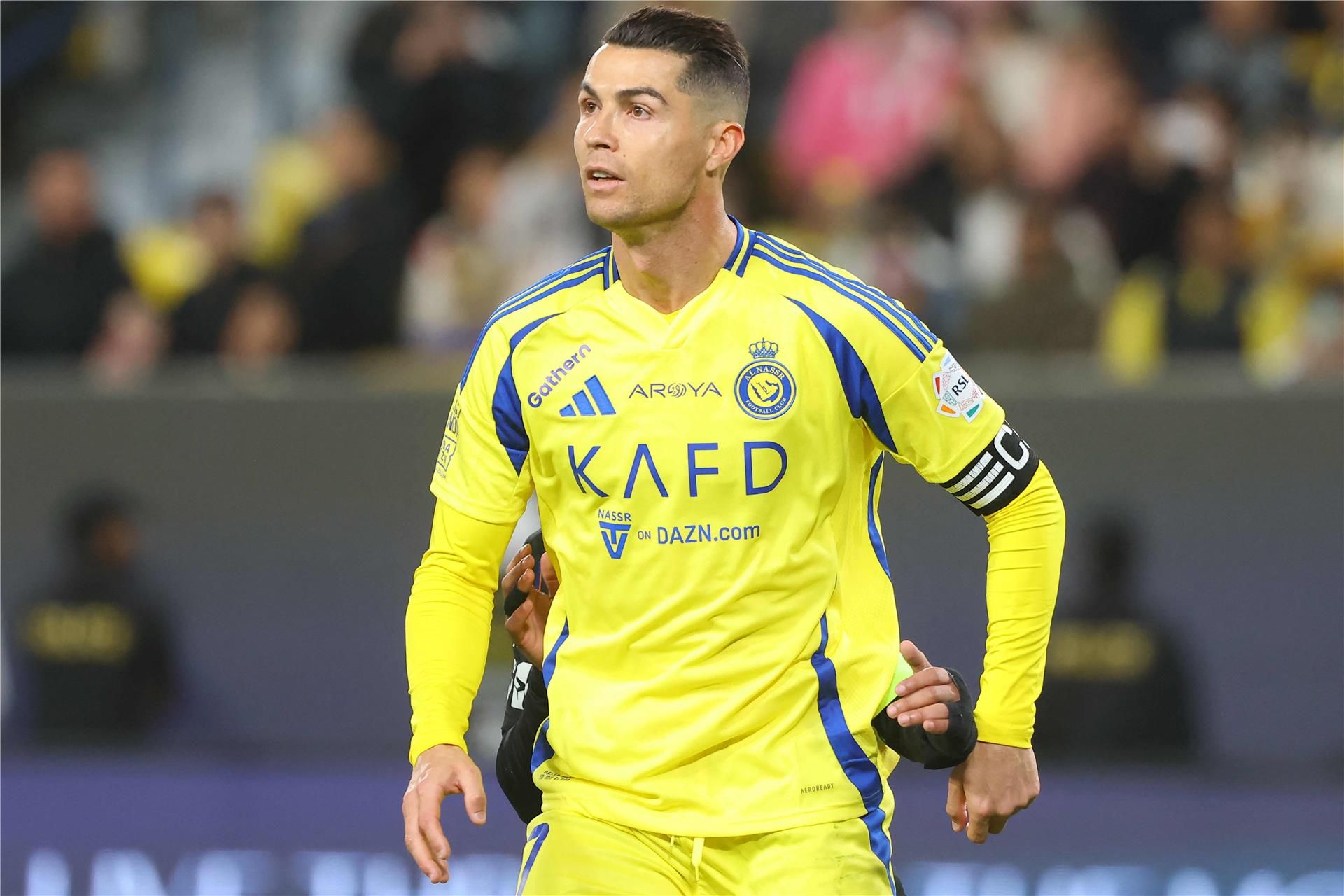أسطورة الهلال: جماهير العالم ترتدي قميص النصر أسطورة الهلال: جماهير العالم ترتدي قميص النصر