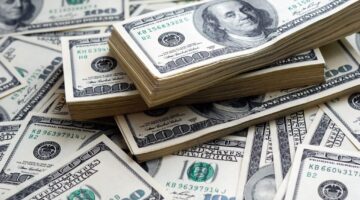 أسعار الدولار مقابل الجنيه اليوم الأربعاء ويسجل 50.99 جنيه للبيع
