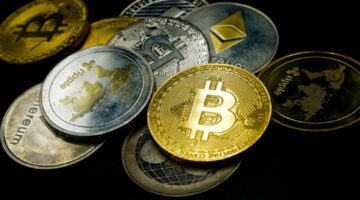 أسعار العملات المشفرة اليوم الأربعاء 16 أبريل 2025.. انخفاض جماعي
