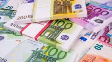 أسعار العملات اليوم.. 165.56 جنيه للدينار الكويتي