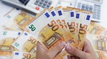 أسعار العملات اليوم.. 66.56 جنيه للجنيه الإسترليني