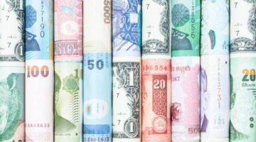 أسعار العملات اليوم الاثنين: ارتفاع اليورو والجنيه الاسترليني وتراجع الريال السعودي
