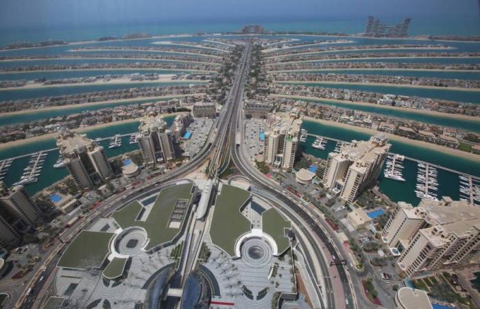 أسعار فلل دبي أعلى بـ 165 % من مستويات ما بعد «الجائحة» أسعار فلل دبي أعلى بـ 165 % من مستويات ما بعد «الجائحة»