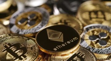 أسعار ومؤشرات العملات الرقمية.. بيتكوين تواصل الارتفاع وسولانا تتصدر المكاسب