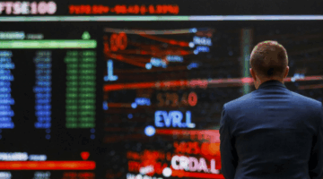 أسواق الأسهم الأوروبية تتراجع بفعل الضبابية المحيطة برسوم ترامب الجمركية