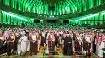 أمير منطقة المدينة المنورة يفتتح منتدى العمرة والزيارة في نسخته الثانية