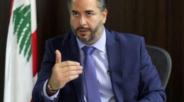 أمين سلام خارج نقابة المحامين في طرابلس (صورة)