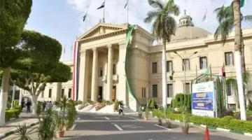 أمين نقابة الأطباء:  إلغاء بصمة الحضور والانصراف لطلاب الامتياز بطب قصر العيني.. وإحالة صاحب فكرة قرار إيقاف بعض الطلاب للتحقيق