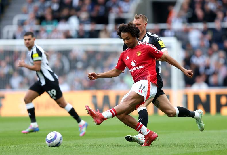 أهداف مباراة نيوكاسل يونايتد ضد مانشستر يونايتد في الدوري الإنجليزي أهداف مباراة نيوكاسل يونايتد ضد مانشستر يونايتد في الدوري الإنجليزي