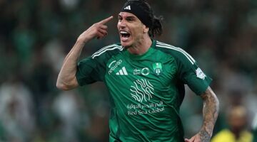 أهلي جدة يرفض التفريط في مدافعه الهداف