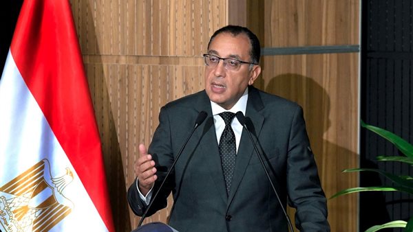أول تعليق من الحكومة عن ملف هجرة الأطباء أول تعليق من الحكومة عن ملف هجرة الأطباء