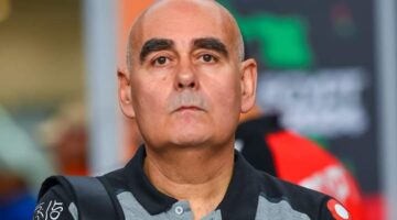 أول تعليق من خوان كارلوس باستور بعد رحيله عن منتخب مصر لكرة اليد| خاص