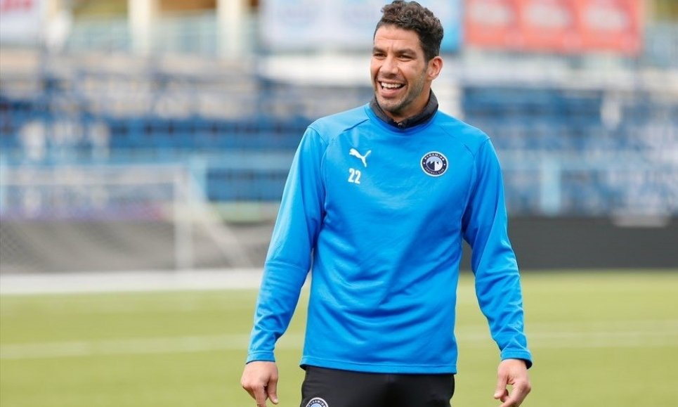 أول تعليق من شريف إكرامي بعد تأهل بيراميدز لنهائي دوري أبطال إفريقيا أول تعليق من شريف إكرامي بعد تأهل بيراميدز لنهائي دوري أبطال إفريقيا