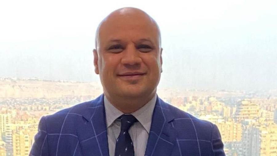 أيمن حسن : البنوك تمتلك أدوات واستراتيجيات للتكيف مع قرار خفض الفائدة أيمن حسن : البنوك تمتلك أدوات واستراتيجيات للتكيف مع قرار خفض الفائدة