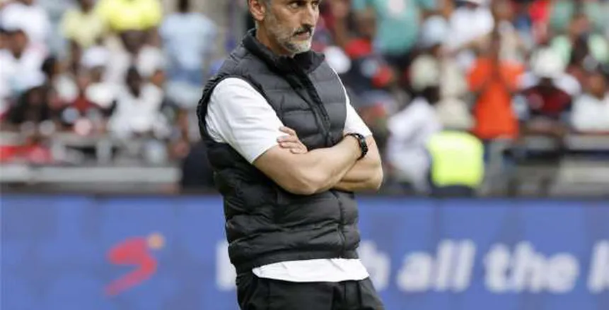 أورلاندو يؤكد مغادرة مدربه بشكل رسمي وانتقاله إلى نادٍ جديد.. هدف الأهلي والزمالك. أورلاندو يؤكد مغادرة مدربه بشكل رسمي وانتقاله إلى نادٍ جديد.. هدف الأهلي والزمالك.