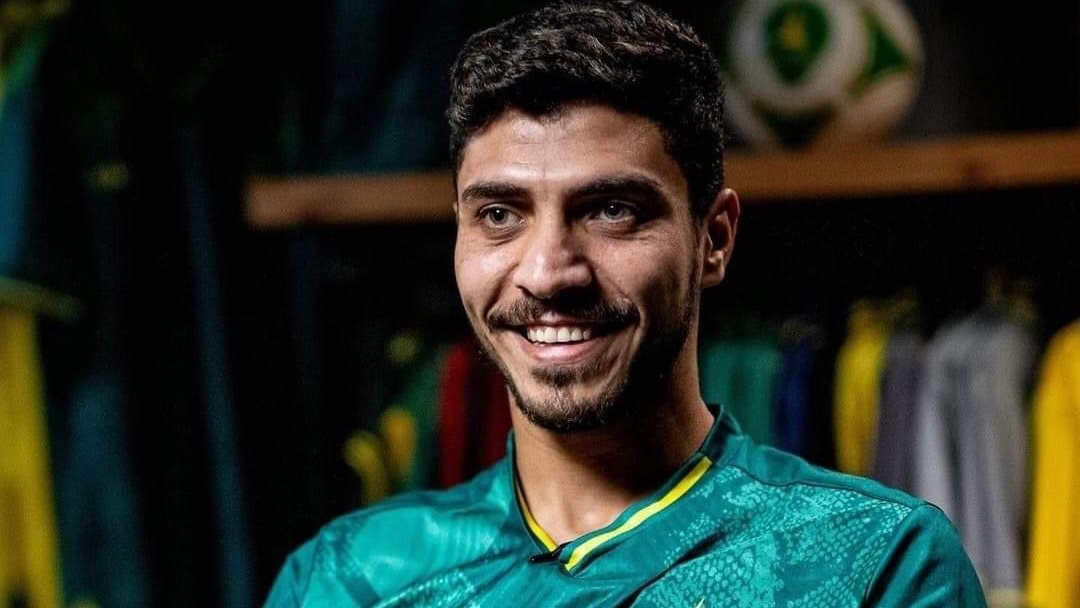 إعلامي يكشف حقيقة توقيع محمد شريف للزمالك إعلامي يكشف حقيقة توقيع محمد شريف للزمالك