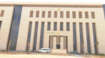 إقالة سكرتير عام محافظة سوهاج بعد مشادة أمام الجميع.. القصة الكاملة