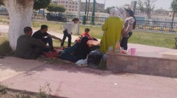 إقبال كبير علي الحدائق والمنتزهات للاحتفال بشم النسيم في المنيا