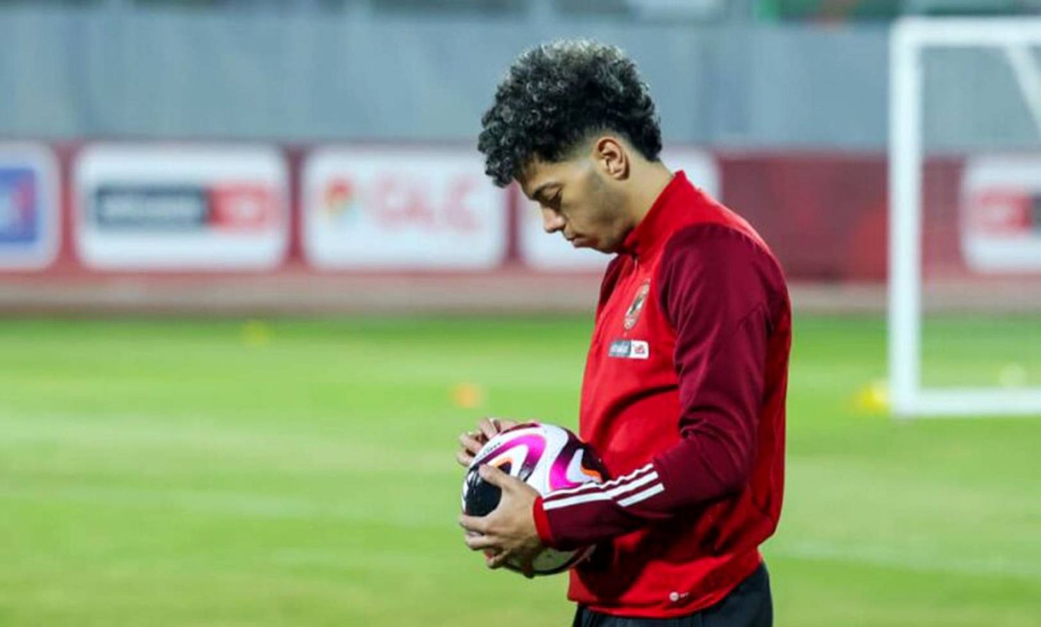 صورة .. إمام عاشور يبكي بعد خروج الأهلي من دوري أبطال أفريقيا صورة .. إمام عاشور يبكي بعد خروج الأهلي من دوري أبطال أفريقيا