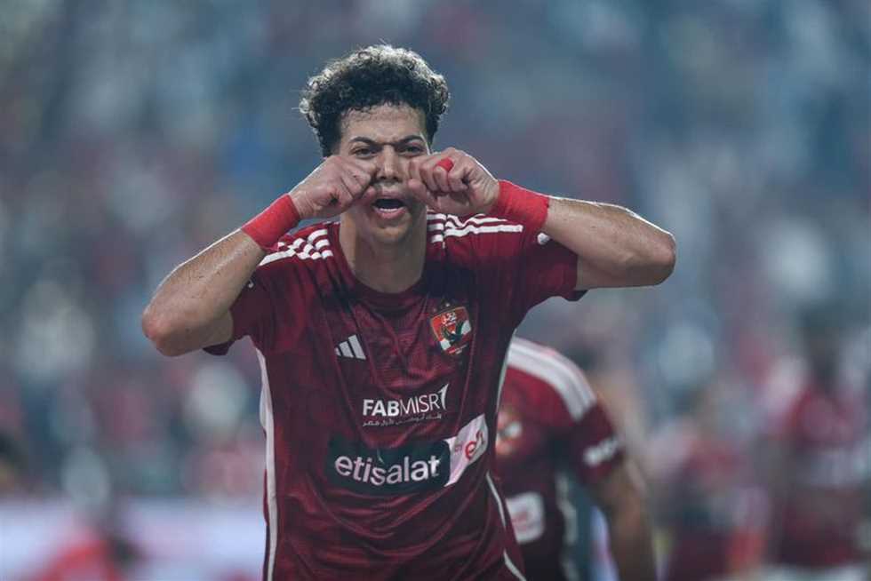 مدرب المنتخب: الأهلي مُغر بدليل إمام عاشور .. وزيزو سيفتقد عدة أمور مع الأحمر مدرب المنتخب: الأهلي مُغر بدليل إمام عاشور .. وزيزو سيفتقد عدة أمور مع الأحمر