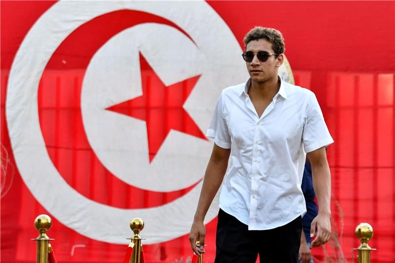 إيقاف السباح التونسي أحمد الحفناوي 21 شهرًا إيقاف السباح التونسي أحمد الحفناوي 21 شهرًا