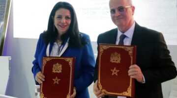 اتفاقية شراكة بين وزارة الانتقال الرقمي وبريد المغرب لتعزيز إدماج اللغة الأمازيغية