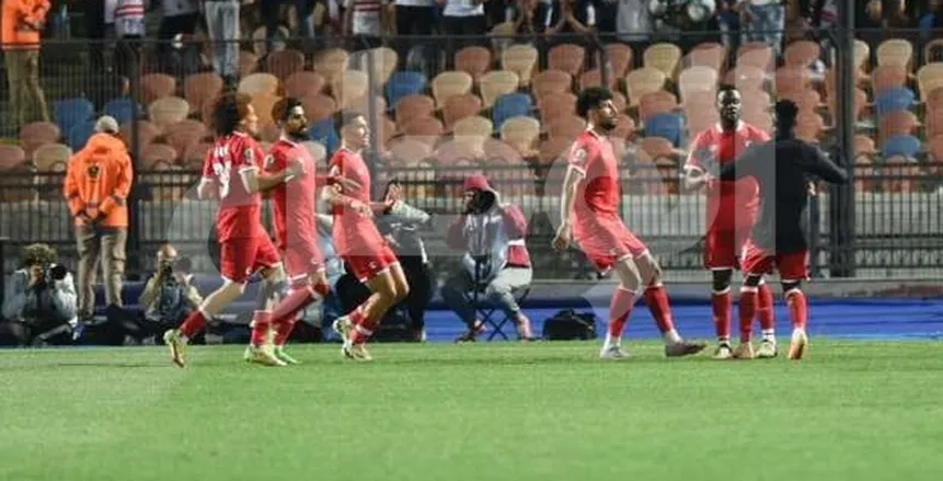 اجتماع في موردن سبورت لبحث الانسحاب من الدوري بسبب أخطاء التحكيم اجتماع في موردن سبورت لبحث الانسحاب من الدوري بسبب أخطاء التحكيم