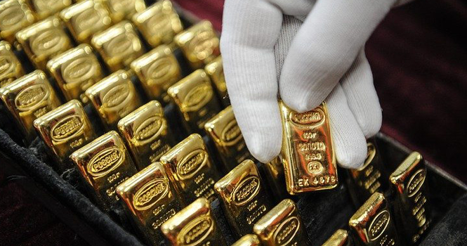 الذهب يبدد مكاسبه ويتراجع وسط تنامي آمال اتفاق تجاري أمريكي بريطاني
