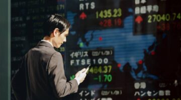 ارتفاع أسهم الصين وهونغ كونغ مدفوعة بتخفيف الرسوم على السلع التقنية