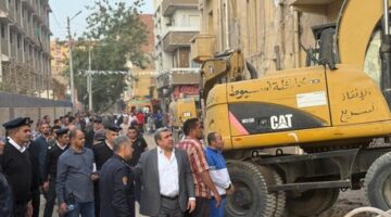 استخراج 6 جثامين من المنزل المنهار بحي شرق أسيوط