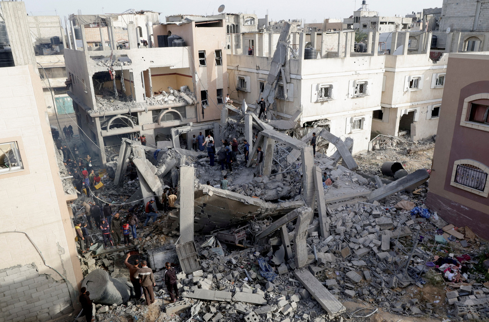 استشهاد 11 فلسطينيًّا في قصف إسرائيلي على غزة وخان يونس وجباليا