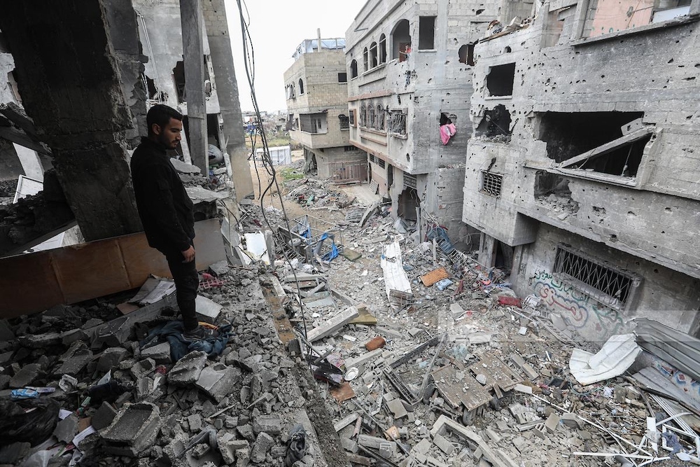 استشهاد 17 فلسطينيًا بينهم أطفال في قصف إسرائيلي على خان يونس وغزة استشهاد 17 فلسطينيًا بينهم أطفال في قصف إسرائيلي على خان يونس وغزة