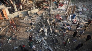 استشهاد 3 فلسطينيين في قصف الاحتلال خيمة تؤوي نازحين شمال غزة
