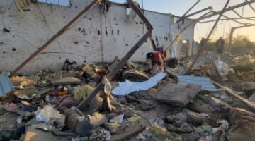 استشهاد 35 شخصًا وإصابة وفقدان العشرات بغارات أمريكية استهدفت مركزا لإيواء مهاجرين أفارقة في اليمن.. (صورة/فيديو)
