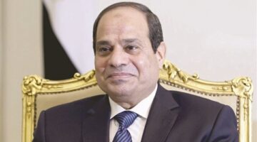 استقبال حافل.. الطائرات الحربية الكويتية ترافق طائرة السيسي عند دخولها الأجواء الكويتية