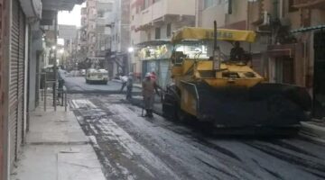 استمرار رصف ورفع كفاءة شارع ٩٩ بنطاق حي العرب والمناخ ببورسعيد
