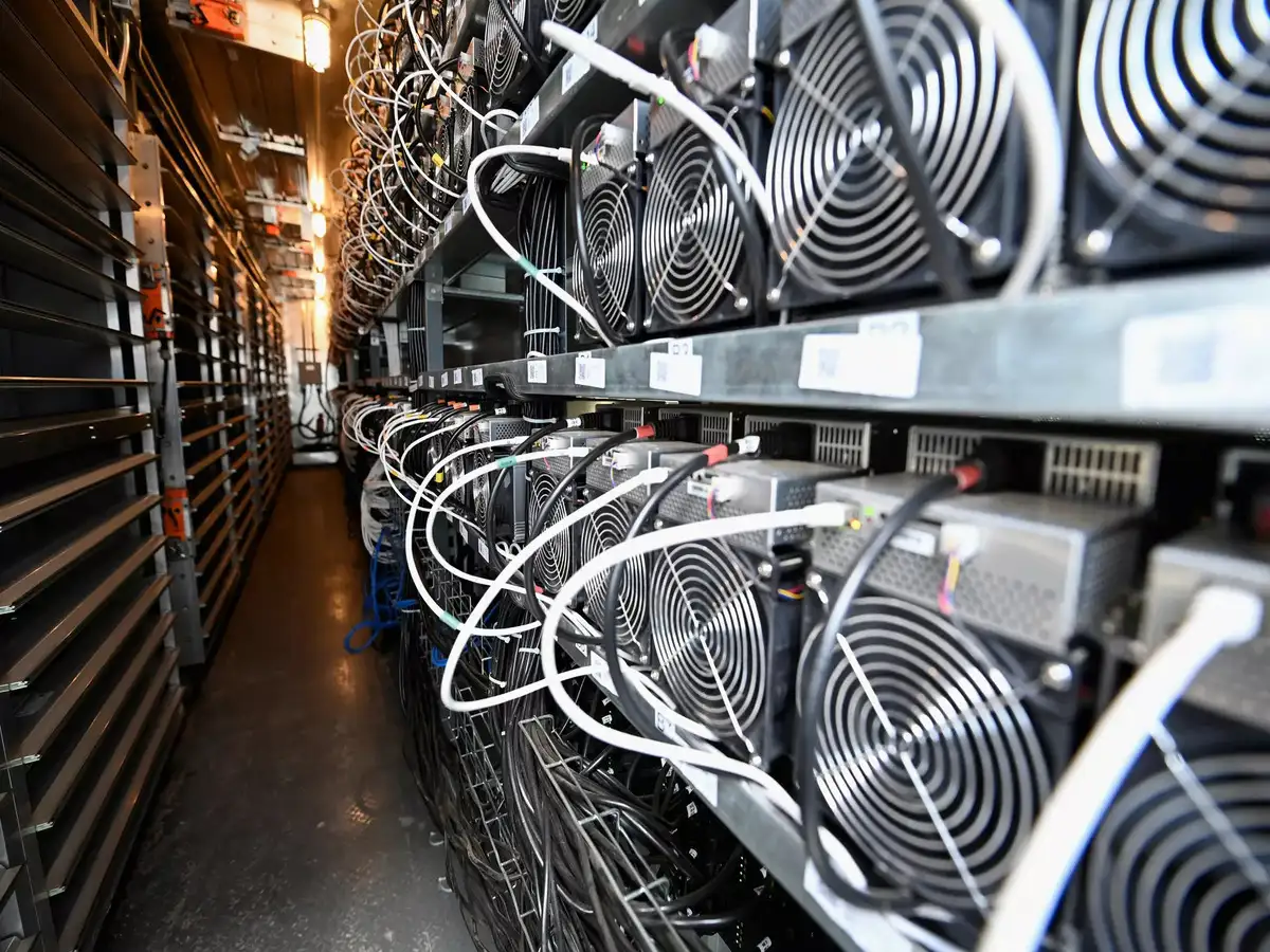 اكسب 2000 دولار يوميًا مع التعدين السحابي عبر XY Miners اكسب 2000 دولار يوميًا مع التعدين السحابي عبر XY Miners