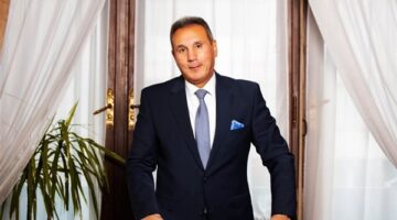 الأتربي: البنك الأهلي جمع 700 مليون دولار بعد فرض الرسوم الجمركية الأمريكية