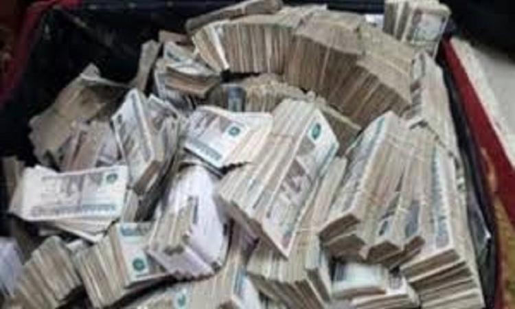 الأجهزة الأمنية تضبط 21 مليون جنيه في قضايا اتجار بالنقد الأجنبي الأجهزة الأمنية تضبط 21 مليون جنيه في قضايا اتجار بالنقد الأجنبي