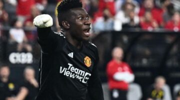 الأسوء في التاريخ.. لاعب مانشستر يونايتد السابق يصدم أونانا