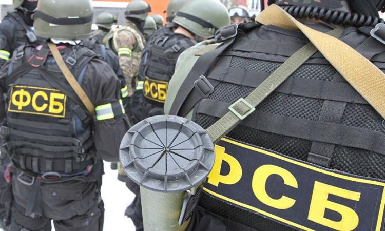 الأمن الروسي يعتقل عميلين جندتهما كييف لتنفيذ أعمال إرهابية في روسيا الأمن الروسي يعتقل عميلين جندتهما كييف لتنفيذ أعمال إرهابية في روسيا