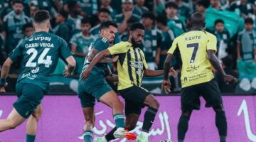 الأهلي في مهمة اقتحام المربع الذهبي على حساب الرائد بدوري روشن