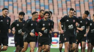 الأهلي يختتم تدريباته استعدادا لبتروجيت.. و«النحاس» يحسم الخطة والتشكيل
