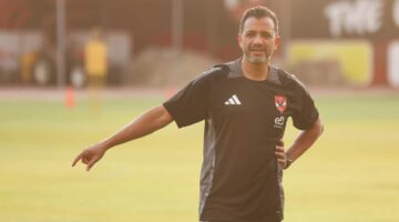 الأهلي يقبل اعتذار قمصان.. ويشيد بما قدمه للنادي