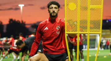 الأهلي يقترب من استعادة وسام أبوعلي أمام صن داونز