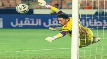 الأهلي يمدد عقد مصطفى مخلوف
