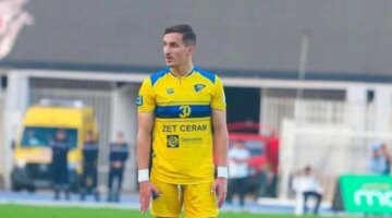الأهلي ينافس أياكس الهولندي على ضم نجم الدوري الجزائري