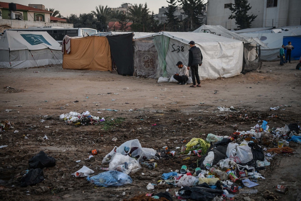 ” الأونروا”: تراكم النفايات يساهم بانتشار المرض في غزة ” الأونروا”: تراكم النفايات يساهم بانتشار المرض في غزة