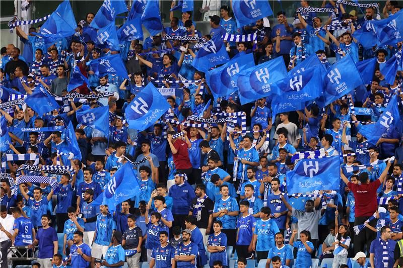 الاتحاد الآسيوي يعاقب الهلال قبل موقعة الأهلي