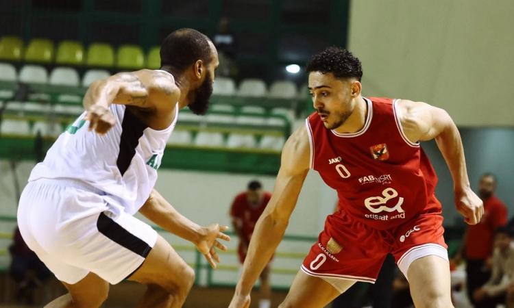 الاتحاد السكندري يخطف صدارة دوري السوبر لكرة السلة بالفوز على الأهلي 85-73 الاتحاد السكندري يخطف صدارة دوري السوبر لكرة السلة بالفوز على الأهلي 85-73